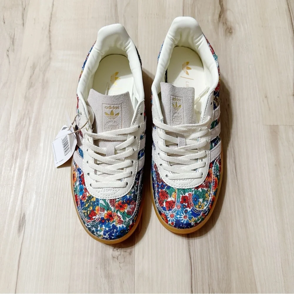 NWT Adidas GAZELLE INDOOR X LIBERTY LONDON SHOES
Size 7.5 - Picture 4 of 10